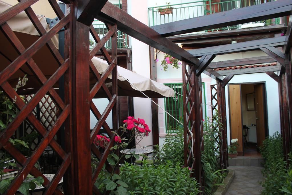 Vila Flavia B&B Constanţa Exterior foto